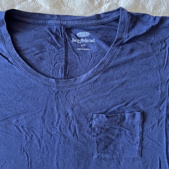 Old Navy “Boyfriend” Tee - Picture 2 of 3